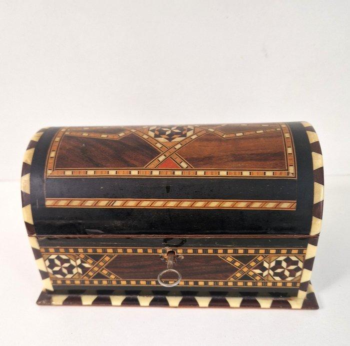 Kist (4) - Hout, Been, parelmoer, Antiek en Kunst, Curiosa en Brocante