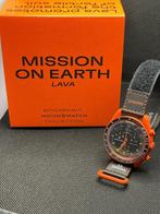 Swatch - Swatch x omega mission on earth LAVA - Zonder, Handtassen en Accessoires, Horloges | Heren, Nieuw