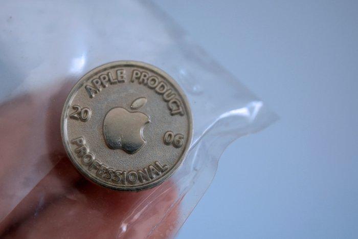 Apple Vintage Apple Pins Collection - Computer - In, Consoles de jeu & Jeux vidéo, Consoles de jeu | Accessoires Autre