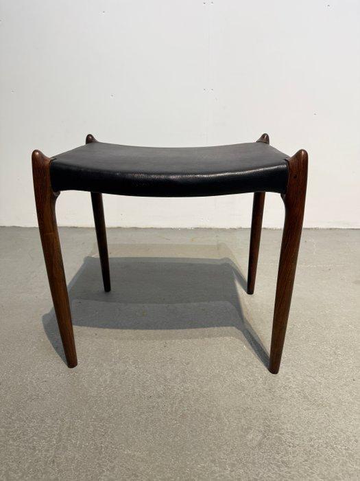 J.L. Møllers Møbelfabrik - Niels O. Moller - Kruk - Model 80, Antiek en Kunst, Antiek | Meubels | Stoelen en Sofa's