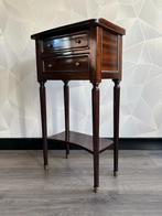 Nachtkastje - Mahonie