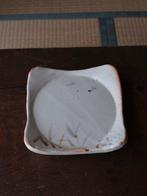 E-Shino plat bord () - Keramiek - Japan - Shwa periode, Antiek en Kunst