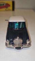 Micro Racer - Mercedes 220 S - Voiture en étain à remontoir