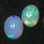 2 pcs  Edele opaal - 4.49 ct