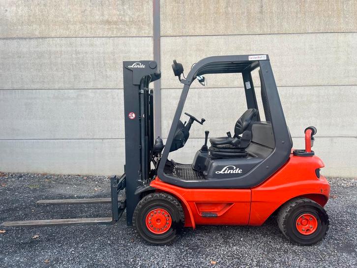 Linde H25D-03 heftruck diesel triplex, Articles professionnels, Machines & Construction | Chariots élévateurs & Transport interne