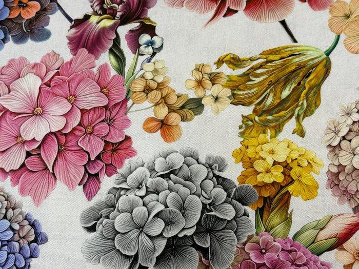 Verborgen tuin – Kunstbloemen op doek - Meubelstof - 3 m -, Antiek en Kunst, Antiek | Tapijten, Tafelkleden en Textiel