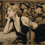 CREATIVE_HUB - Hydroacustic golden music woman