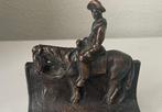 Beeldje - The cowpuncher-cowboy on horse - Brons, Antiek en Kunst