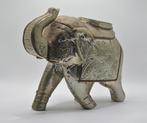 Sculpture en forme de personnage, Elefante indio - 25 cm -