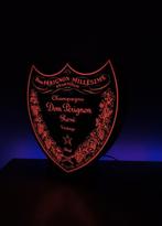 Hommage au Dom Pérignon rosé ; Bouclier lumineux — enseigne, Collections