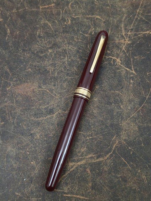 Omas - 555S Bordeaux - Vulpen, Verzamelen, Pennenverzamelingen