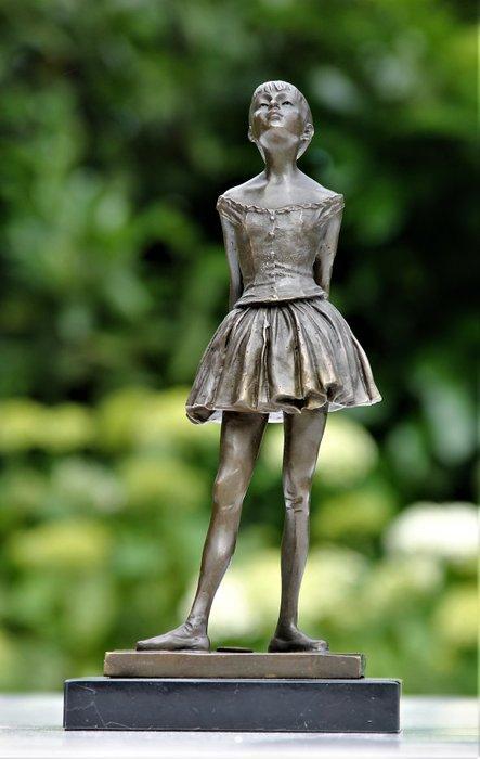 Figuur - edgar degas 14 jarig danseresje - brons marmer, Antiek en Kunst, Kunst | Designobjecten