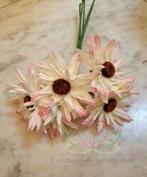 Aster gerbera foambloem doos 30st crèmepink foambloemen, Nieuw