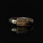 Oud-Romeins Zilver Ring met VTE FELIX-inscriptie