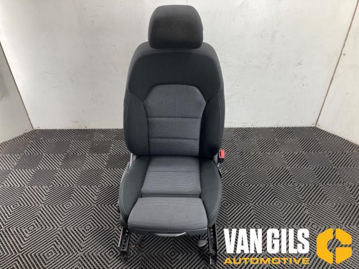 Stoel rechts Mercedes B-Klasse O291756, Auto-onderdelen, Interieur en Bekleding
