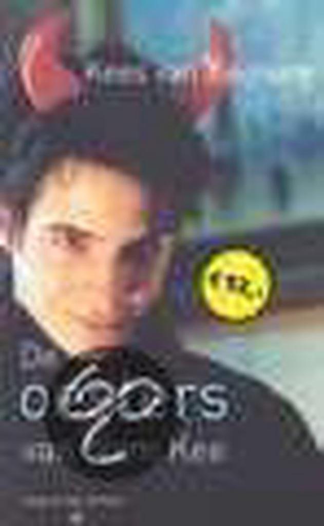 OESTERS VAN NAM KEE 9789038808758 Kees van Beijnum, Boeken, Romans, Gelezen, Verzenden