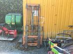Sicma Hefmast 2TON, Zakelijke goederen