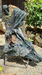 Vivianite Spécimen - Hauteur : 24 cm - Largeur : 35 cm- 4556