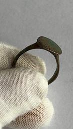 Article 096. Islamique Bronze Bague - Moyen Âge du Xe au