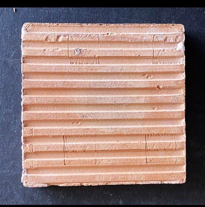 Tegel - Richard Ginori tegeltje met Pegaso-logo Gio Ponti /, Antiek en Kunst, Antiek | Glaswerk en Kristal