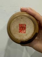 Okamoto Uzaburo makes mustard seed dolls - Usaburo - Beeld,, Antiek en Kunst