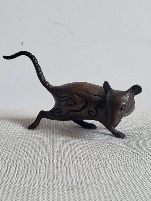 Collectie merkartikelen - Beeld in brons – Chinese, Antiek en Kunst, Curiosa en Brocante