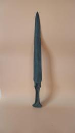 Hittite Bronzen korte zwaard