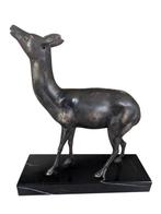 Sculpture, Biche figé - 27 cm - Bronze, Régule