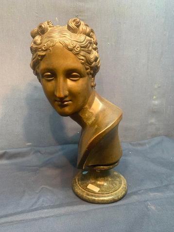 Sculpture, Elena - 50 cm - Bronze patiné