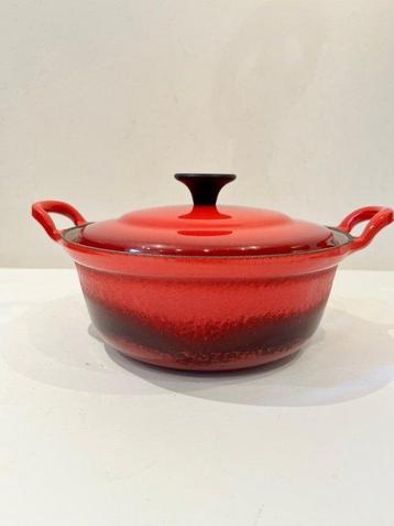 Le Creuset - Le Creset - Kookpan -  Kookpot met deksel - disponible aux enchères