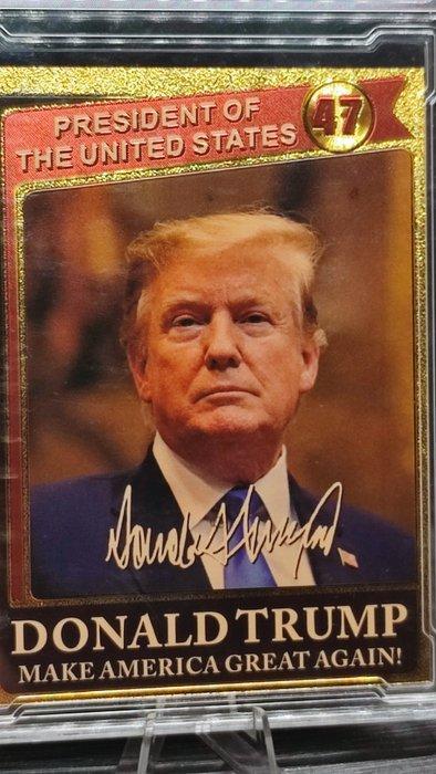 TRUMP 24Ct Gold-plated - 1 Card, Verzamelen, Overige Verzamelen