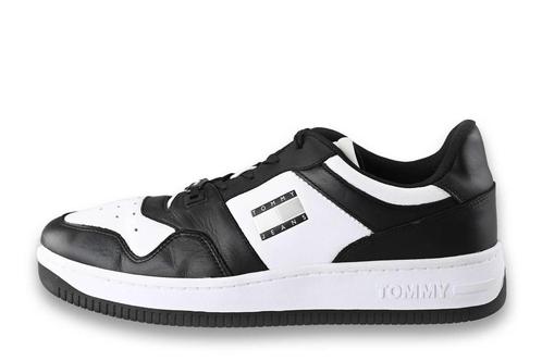 Tommy Hilfiger Sneakers in maat 45 Zwart | 10% extra korting, Vêtements | Hommes, Chaussures, Envoi