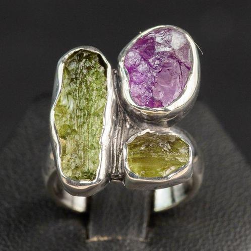 Moldavite très précieuse - Améthyste brute violet foncé -, Verzamelen, Mineralen en Fossielen