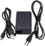 PS Vita 2000 Oplader Origineel (PS Vita Accessoires), Games en Spelcomputers, Ophalen of Verzenden, Zo goed als nieuw