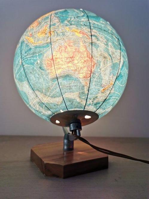 Lampe à poser en forme de globe - Aluminium - Globe lumineux, Antiek en Kunst, Curiosa en Brocante