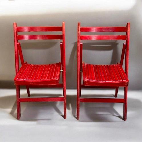 Klapstoel - Hout - Twee houten klapstoelen, Antiek en Kunst, Kunst | Designobjecten