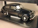 CULT Scale Models 1:18 - Model sedan - Volvo PV444 - 1947, Nieuw