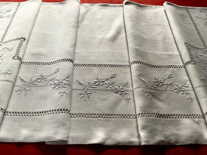 Vroege 20e eeuw gehaakt beddengoed - Textiel - 2.9 m - 2 m, Antiek en Kunst, Antiek | Meubels | Stoelen en Sofa's