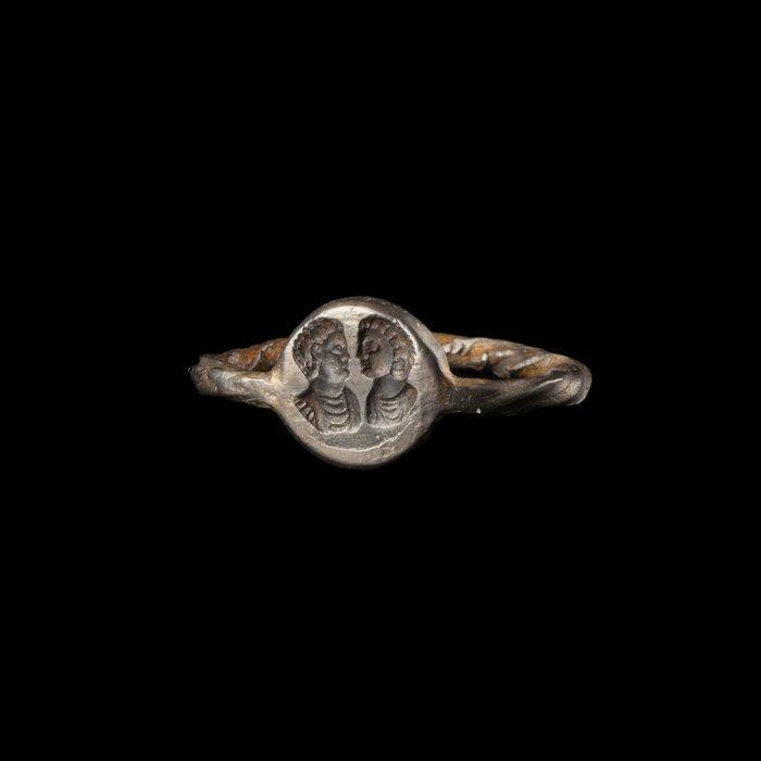 Oud-Romeins Zilver Verlovings- of huwelijksring met, Antiek en Kunst, Antiek | Overige Antiek