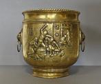 Pot de fleurs - Cachepot avec ornements de tête de lion -
