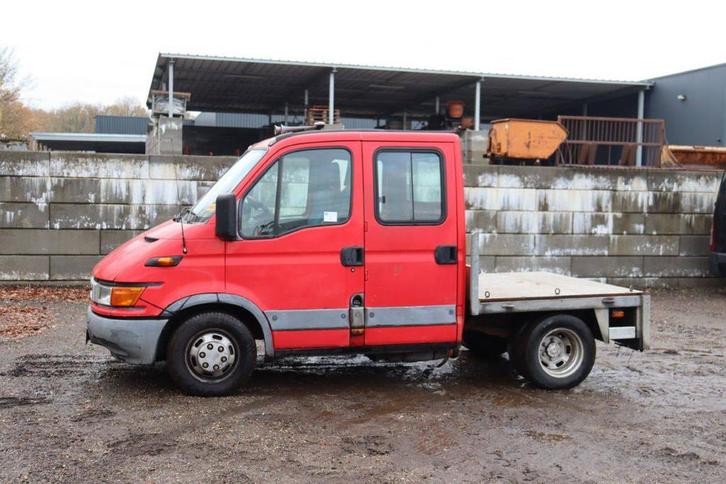Veiling: BE Trekker Iveco 40C Diesel 146pk 2002, Auto's, Bestelwagens en Lichte vracht, Ophalen