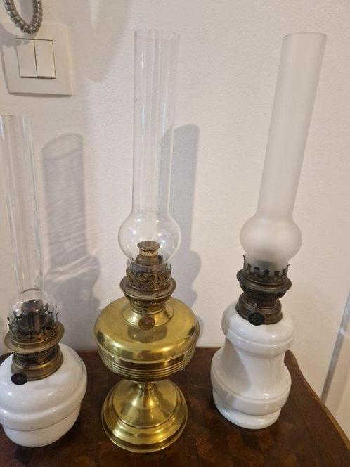 Petroleumlamp (3) - Opaline glas, Antiek en Kunst, Curiosa en Brocante