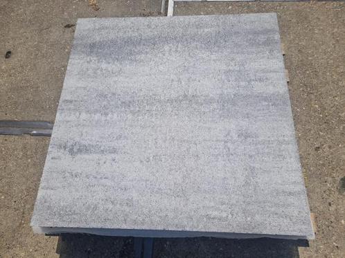 Veiling - 42 M2 Betontegel Grey Nuance 100x100x6 cm, Tuin en Terras, Tegels en Klinkers, Nieuw