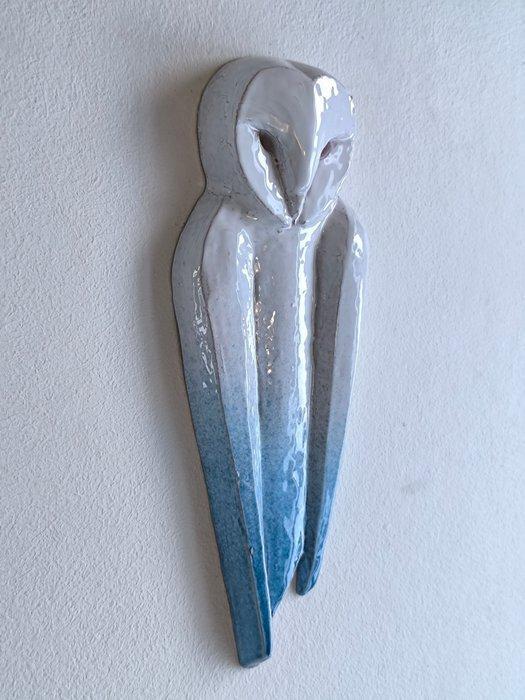 Federico Alibrio - Reliëf, Barn Owl - 30 cm - Majolica -, Antiek en Kunst, Kunst | Designobjecten