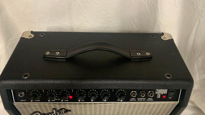 Fender - Champion 110 Solid state versterker, Muziek en Instrumenten, Snaarinstrumenten | Gitaren | Akoestisch