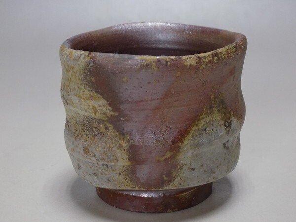 Bizen Ware “Sangiri” Guinomi by Masaki Inomata – With, Antiek en Kunst, Antiek | Overige Antiek