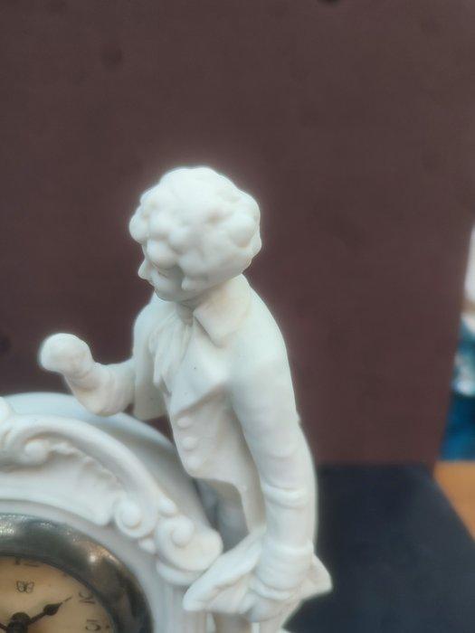 Figurale pendule - Messing, Porselein - 1910-1920, Antiek en Kunst, Antiek | Klokken