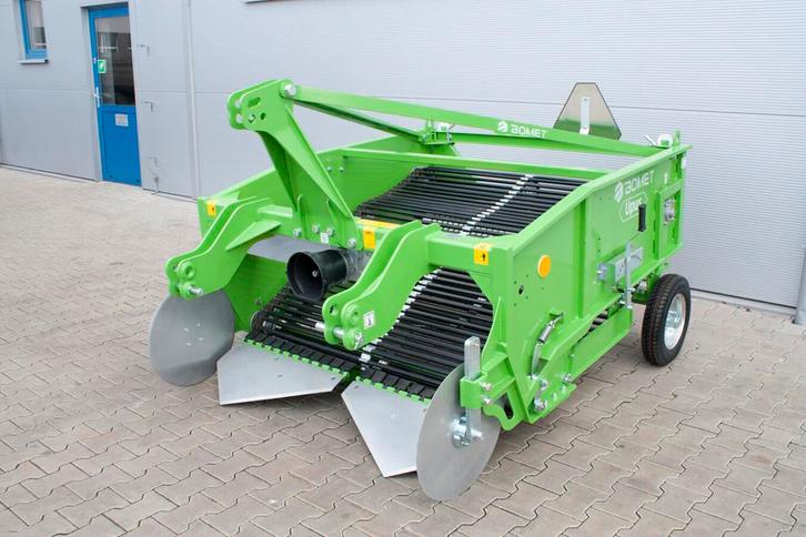 Bomet Aardappelrooimachine 2 rijen Z656, Zakelijke goederen, Landbouw | Werktuigen