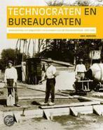 Technocraten en bureaucraten 9789028815377 E. Berkers, Verzenden, E. Berkers
