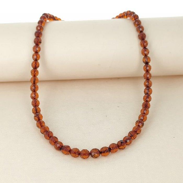 Natuurlijke Baltische amberkleur honing, facetrond met, Verzamelen, Mineralen en Fossielen